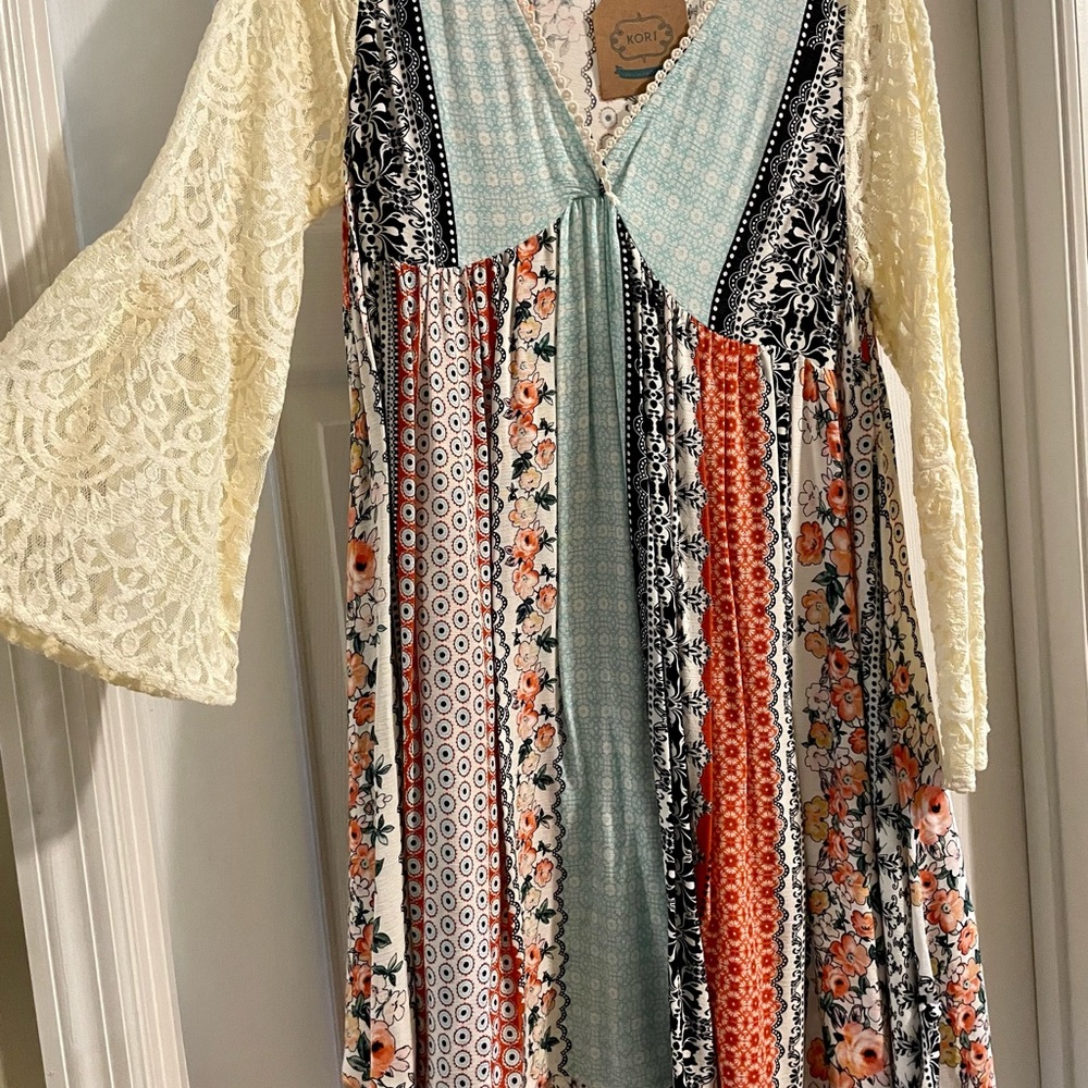 NWT boho, flowy dress 🌻